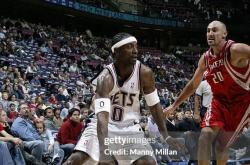 开云APP-骑士控卫传球表现出色，率队夺取胜利的简单介绍