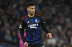 开云下载-巴萨守门员伤愈归队，或在国内联赛中首发亮相