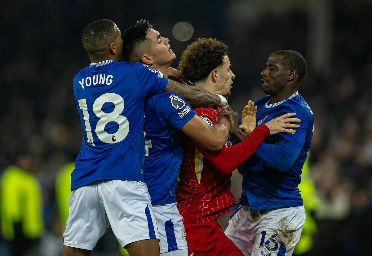 纽约举行篮球比赛,利物浦表现悬殊的简单介绍 纽约举行篮球比赛,利物浦表现悬殊的简单介绍