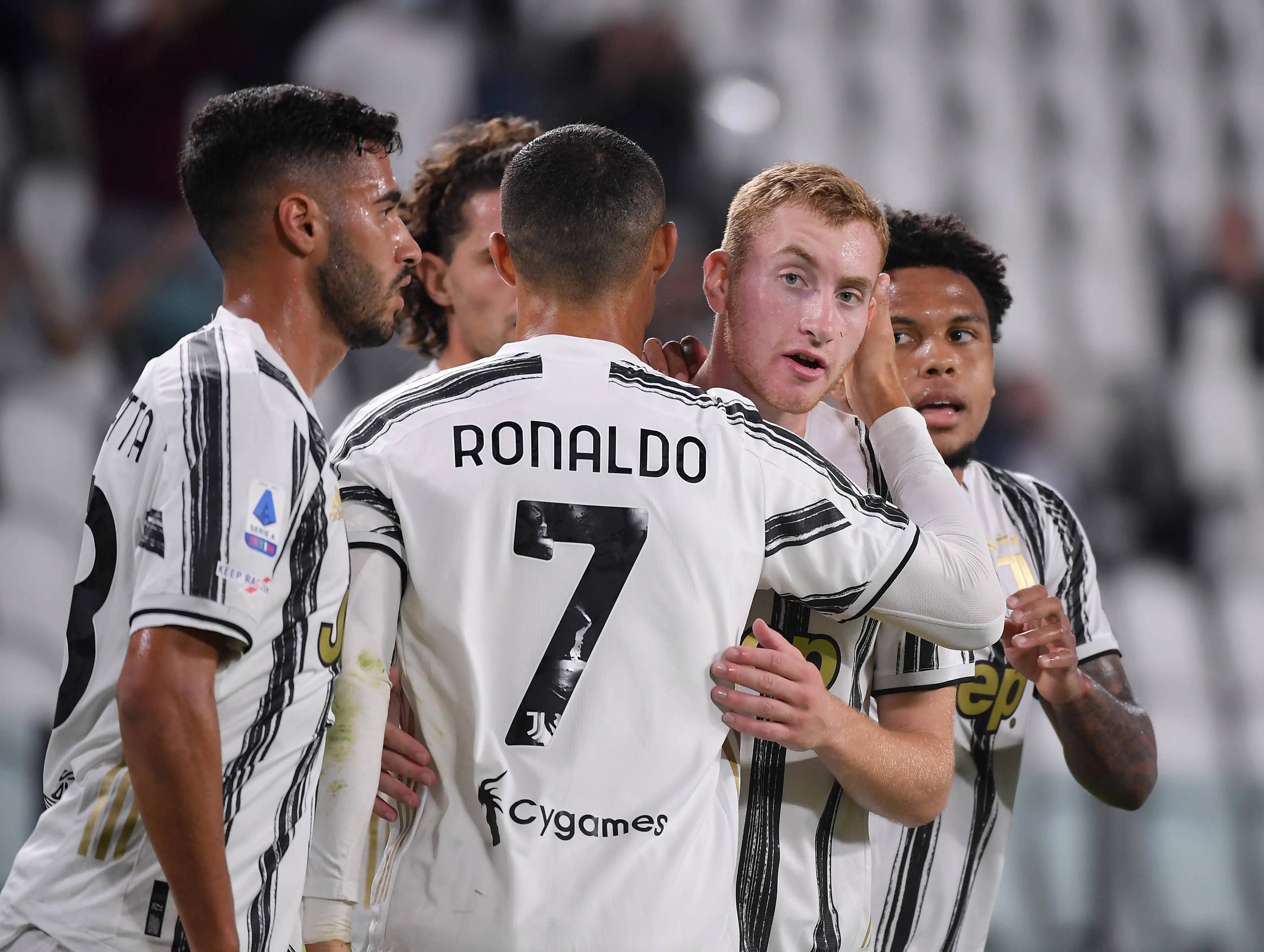 包含尤文图斯客场痛失三分，前景不妙的词条