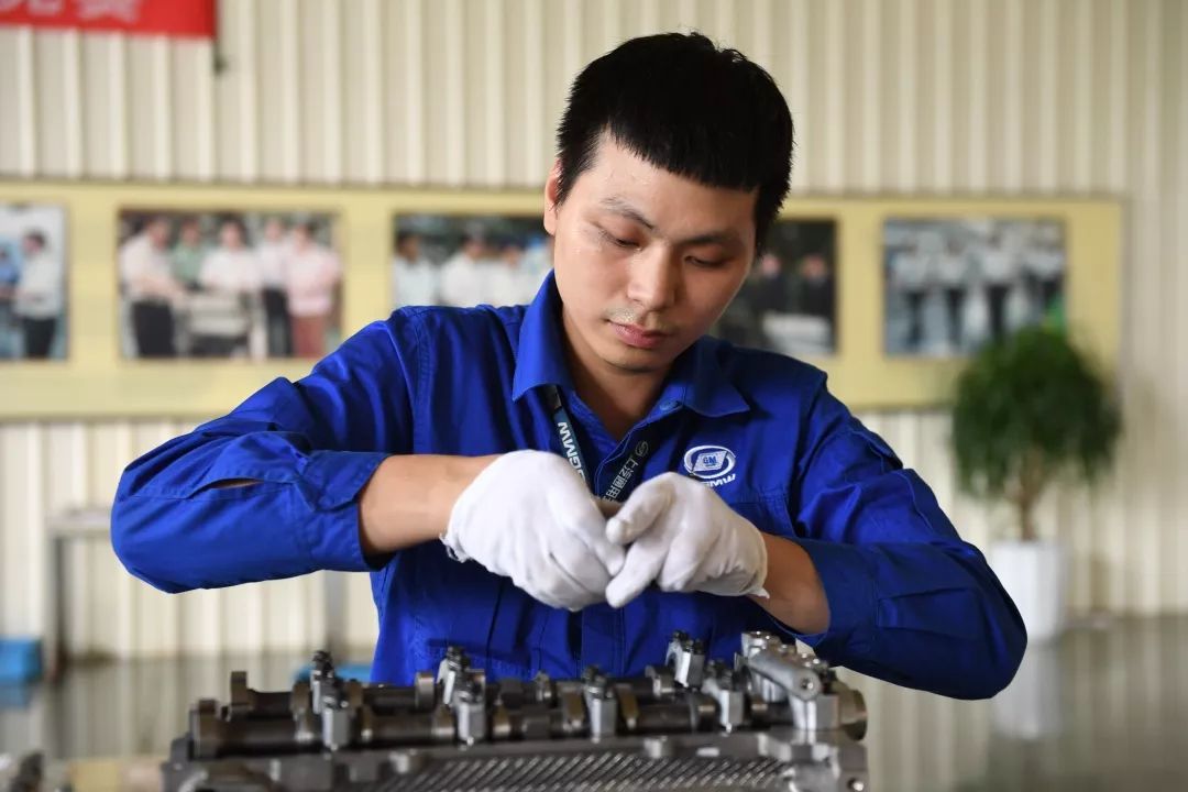 包含技术精湛,选手步步为营卫冕成功的词条 包含技术精湛,选手步步为营卫冕成功的词条