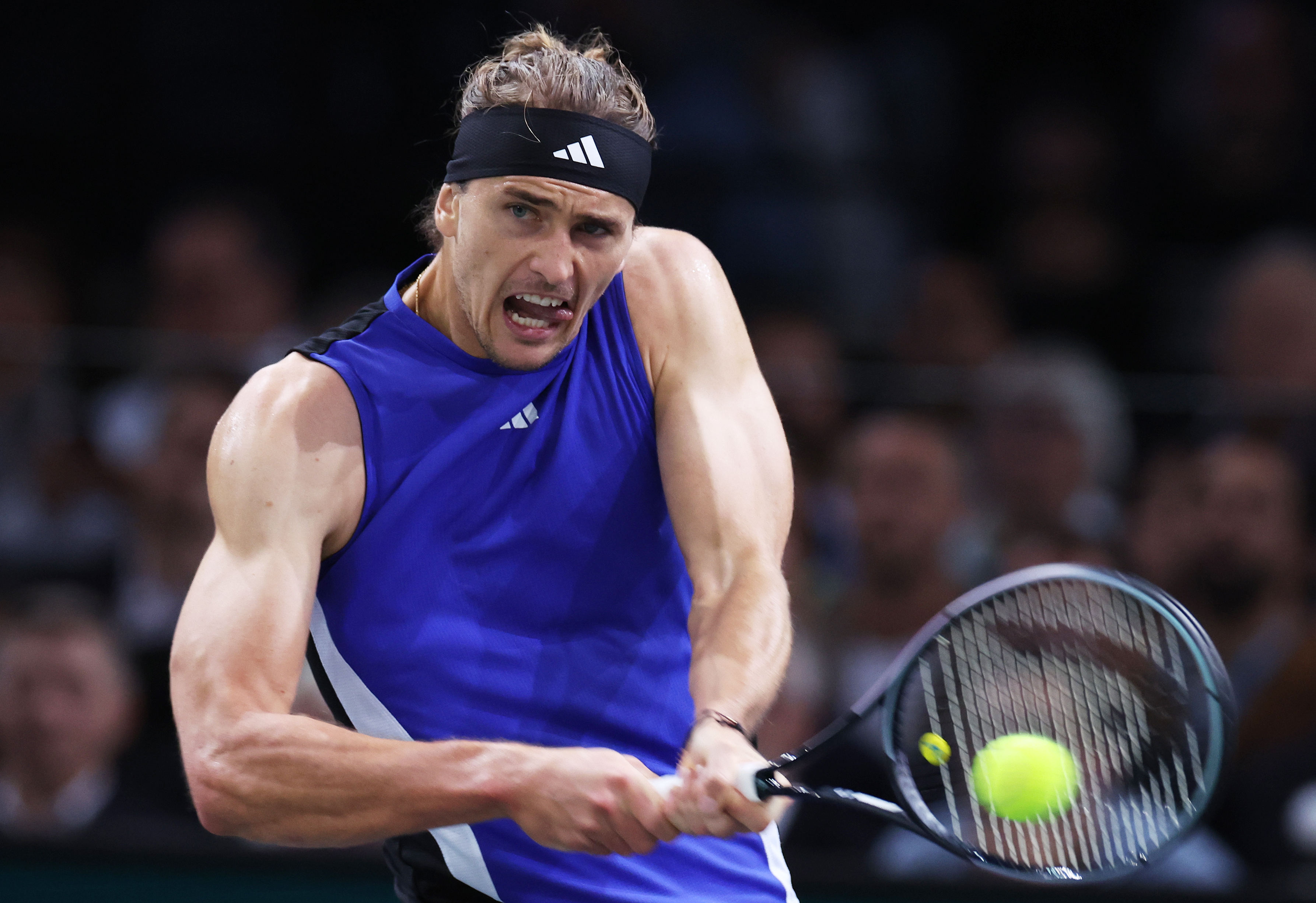 德国网球队完胜澳大利亚网球队，兹维列夫送出助攻的简单介绍