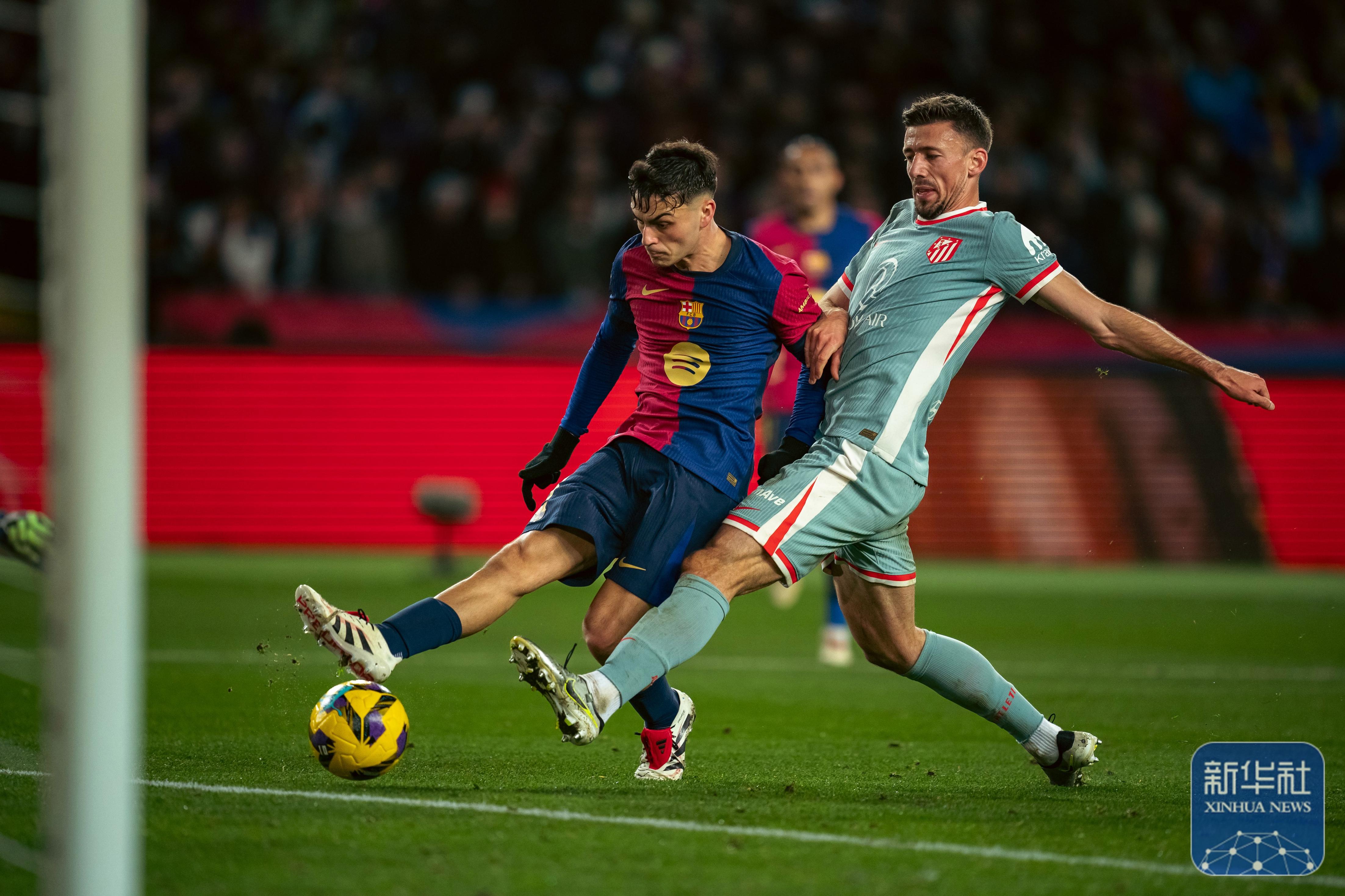 巴萨鏖战巴西,本泽马高光表现 巴萨鏖战巴西,本泽马高光表现